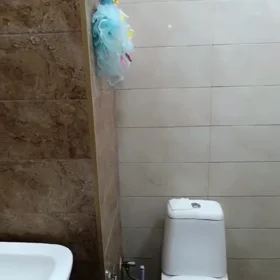 In Baku 64.0 m² apartment is for sale - Image 5