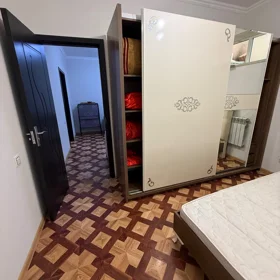 In Baku 58.0 m² house with 2.0 rooms is for rent - Image 4