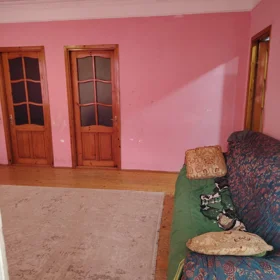 In Binəqədi rayonu 110.0 m² house with 3.0 rooms is for sale - Image 3