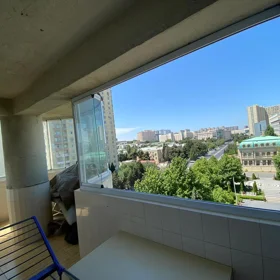 In Baku 140.0 m² apartment is for rent - Image 4
