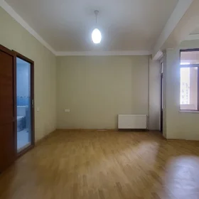 In Baku 125.0 m² apartment is for sale - Image 9