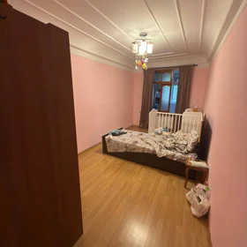 In Baku nan m² apartment is for sale - Image 7