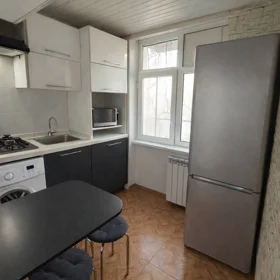 In Baku nan m² apartment is for sale - Image 8