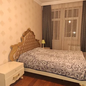 In Baku 78.0 m² apartment is for sale - Image 2