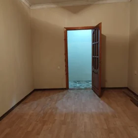 In Baku 40.0 m² apartment is for sale - Image 3