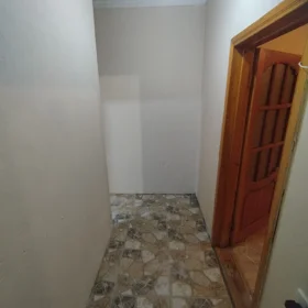 In Baku 40.0 m² apartment is for sale - Image 4
