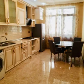In Baku 75.0 m² apartment is for rent - Image 5