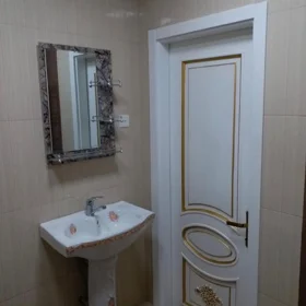 In Baku 64.0 m² apartment is for rent - Image 2