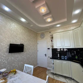 In Baku 85.0 m² apartment is for sale - Image 2