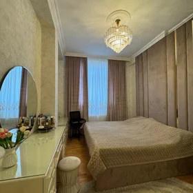 In Baku 85.0 m² apartment is for sale - Image 6