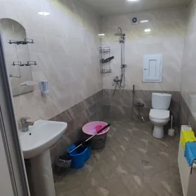 In Khirdalan 65.0 m² apartment is for rent - Image 5