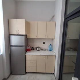 In Khirdalan 65.0 m² apartment is for rent - Image 7