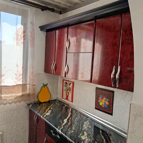In Baku 80.0 m² apartment is for rent - Image 6