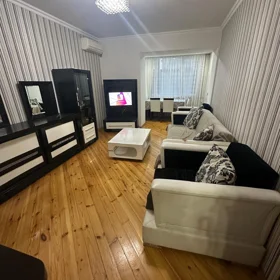 In Baku 60.0 m² apartment is for rent - Image 3