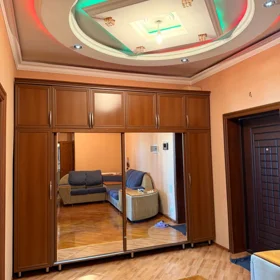 In Baku 100.0 m² apartment is for rent - Image 9