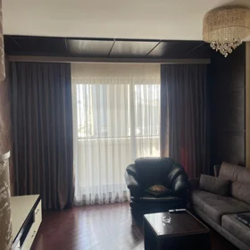 In Baku 90.0 m² apartment is for rent - Image 8