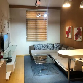 In Baku 90.0 m² apartment is for rent - Image 2