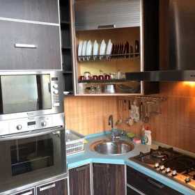 In Baku 90.0 m² apartment is for rent - Image 5