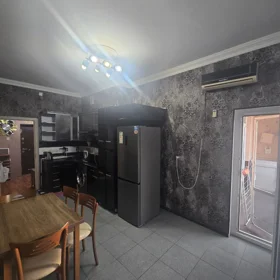 In Baku 85.0 m² apartment is for rent - Image 6