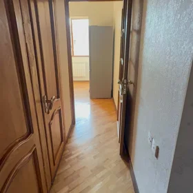 In Baku 70.0 m² apartment is for rent - Image 6