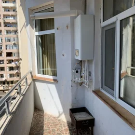 In Baku 100.0 m² apartment is for rent - Image 2