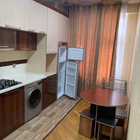 In Baku 100.0 m² apartment is for rent - Image 4