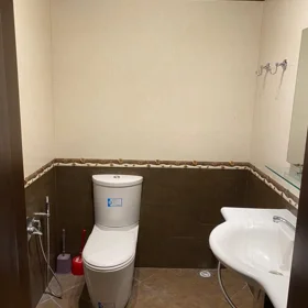 In Baku 210.0 m² apartment is for rent - Image 6