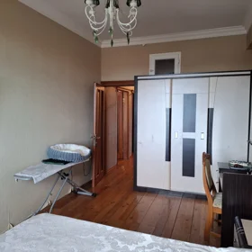 In Binəqədi rayonu 60.0 m² apartment is for sale - Image 5