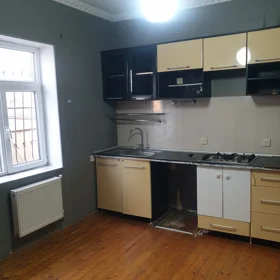 In Baku 104.0 m² house with 4.0 rooms is for sale - Image 8