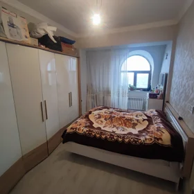 In Baku nan m² apartment is for sale - Image 4