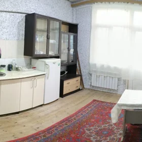 In Baku 110.0 m² apartment is for sale - Image 2