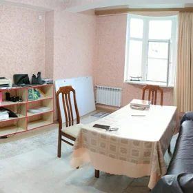 In Baku 110.0 m² apartment is for sale - Image 5