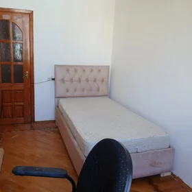 In Baku 90.0 m² apartment is for sale - Image 4