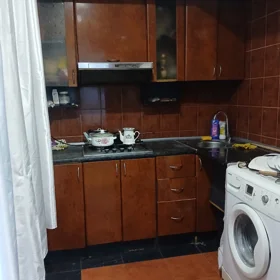 In Baku 90.0 m² apartment is for sale - Image 8