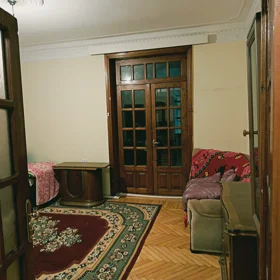 In Baku 100.0 m² apartment is for sale - Image 2