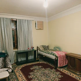 In Baku 100.0 m² apartment is for sale - Image 10