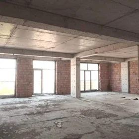 In Baku 148.0 m² apartment is for sale - Image 9