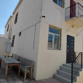 In Baku 140.0 m² house with 4.0 rooms is for sale - Image 6