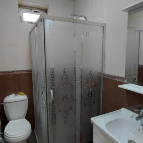 In Baku 140.0 m² house with 4.0 rooms is for sale - Image 8