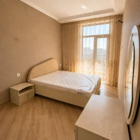 In Baku 70.0 m² apartment is for rent - Image 4