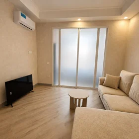 In Baku 70.0 m² apartment is for rent - Image 8