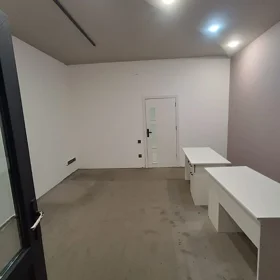 In Baku 250.0 m² office is for rent - Image 8