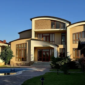 In nan 450.0 m² house with 5.0 rooms is for sale - Image 4