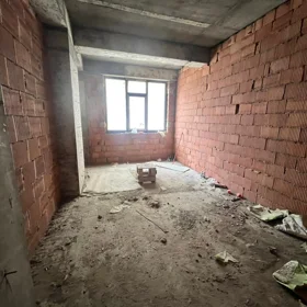In Baku 145.0 m² apartment is for sale - Image 4