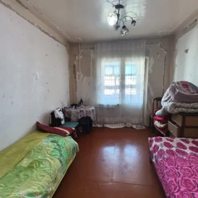In Baku 65.0 m² apartment is for sale - Image 3