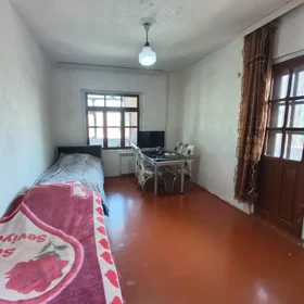 In Baku 65.0 m² apartment is for sale - Image 5