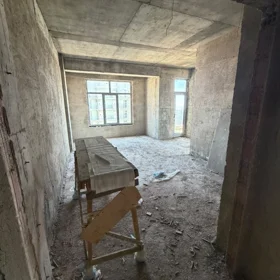 In Baku 73.0 m² apartment is for sale - Image 8
