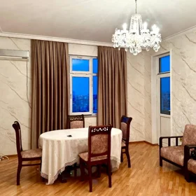 In Baku 70.0 m² apartment is for rent - Image 6