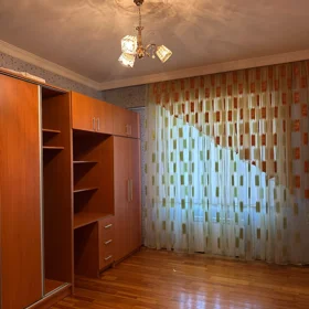 In Baku 75.0 m² apartment is for rent - Image 4
