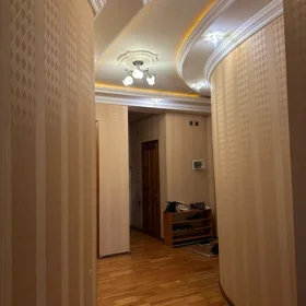 In Baku 75.0 m² apartment is for rent - Image 8